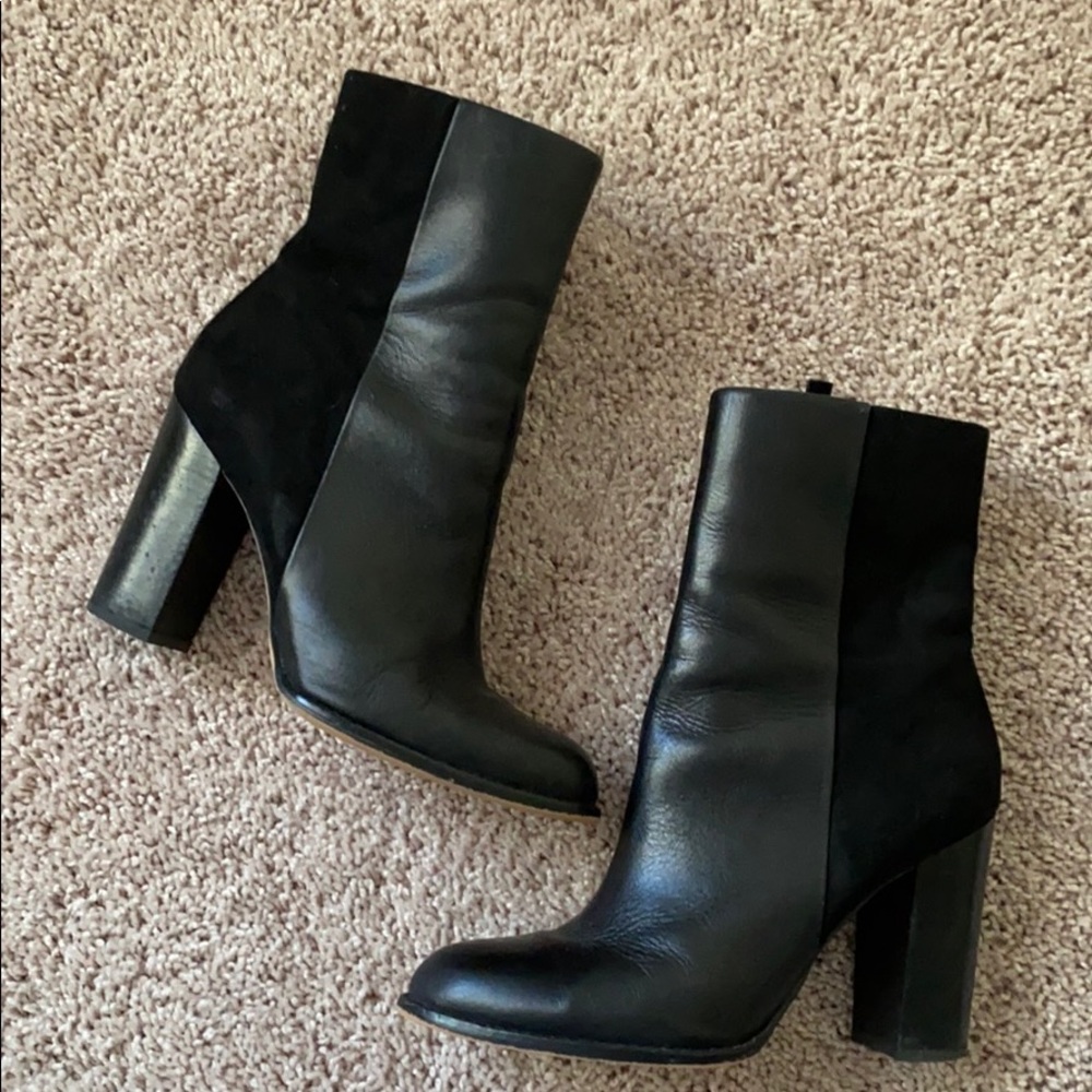 Sam Edelman Back High Ankle Boots